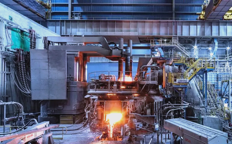 達涅利電爐的智能煉鋼革命